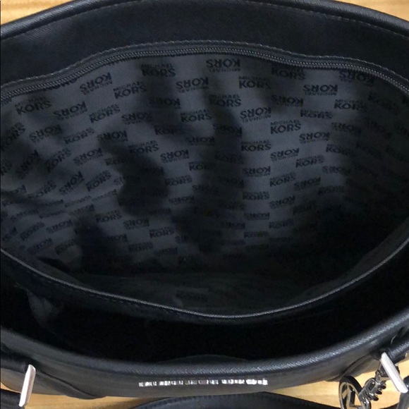 Medium tote bag - Picture 2 of 3